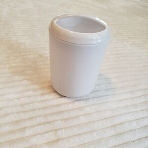 FREE W/ PURCHASE White Plastic Toothbrush Or Pen Holder